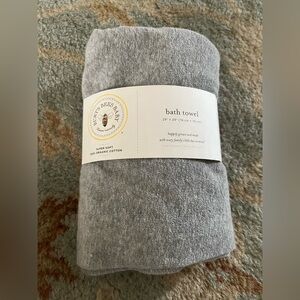 Burt's Bees Baby Organic Cotton Bath Towel in Gray